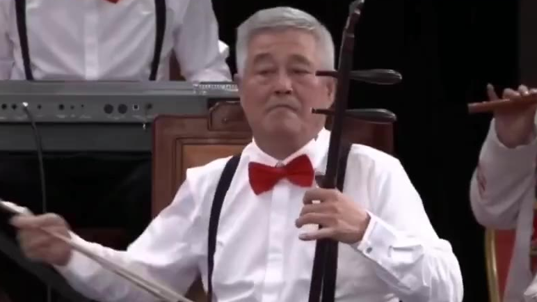 建议改为:本山传媒在线演奏